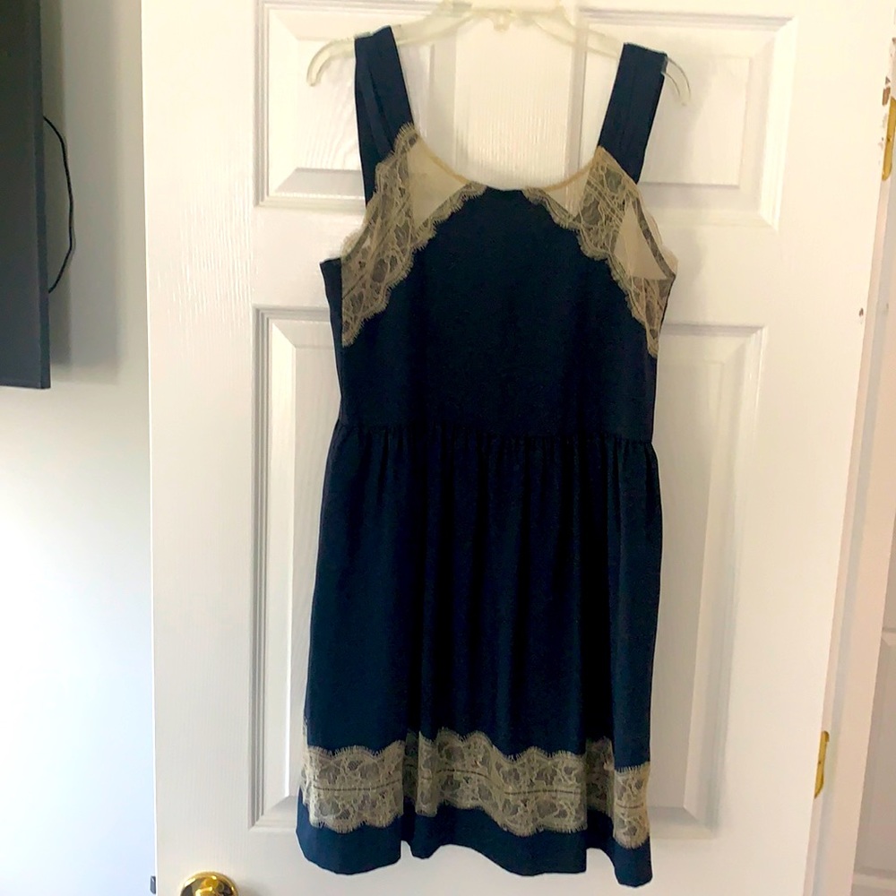 Bar 3 dress navy with lace detail